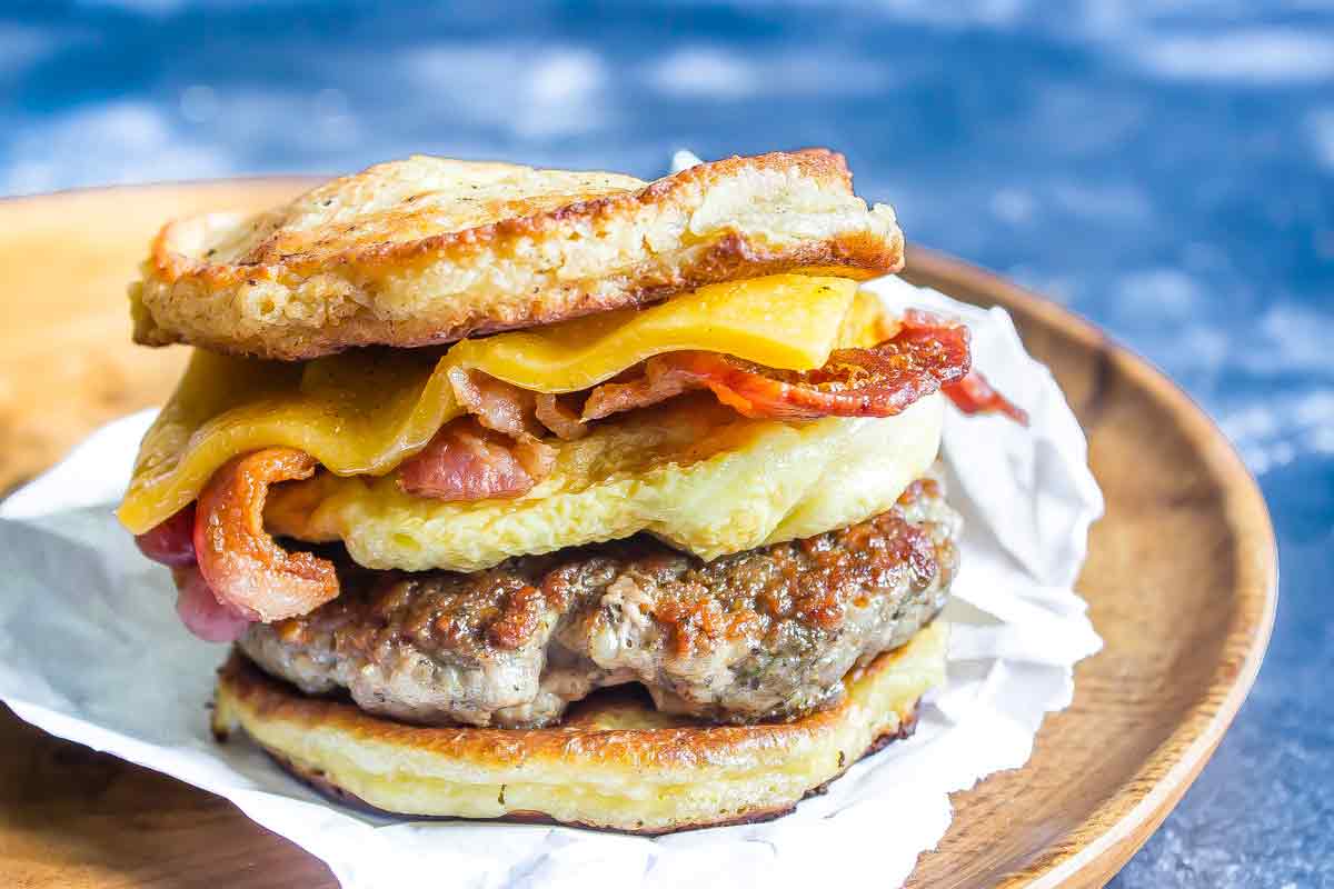 BREAKFAST SANDWICH