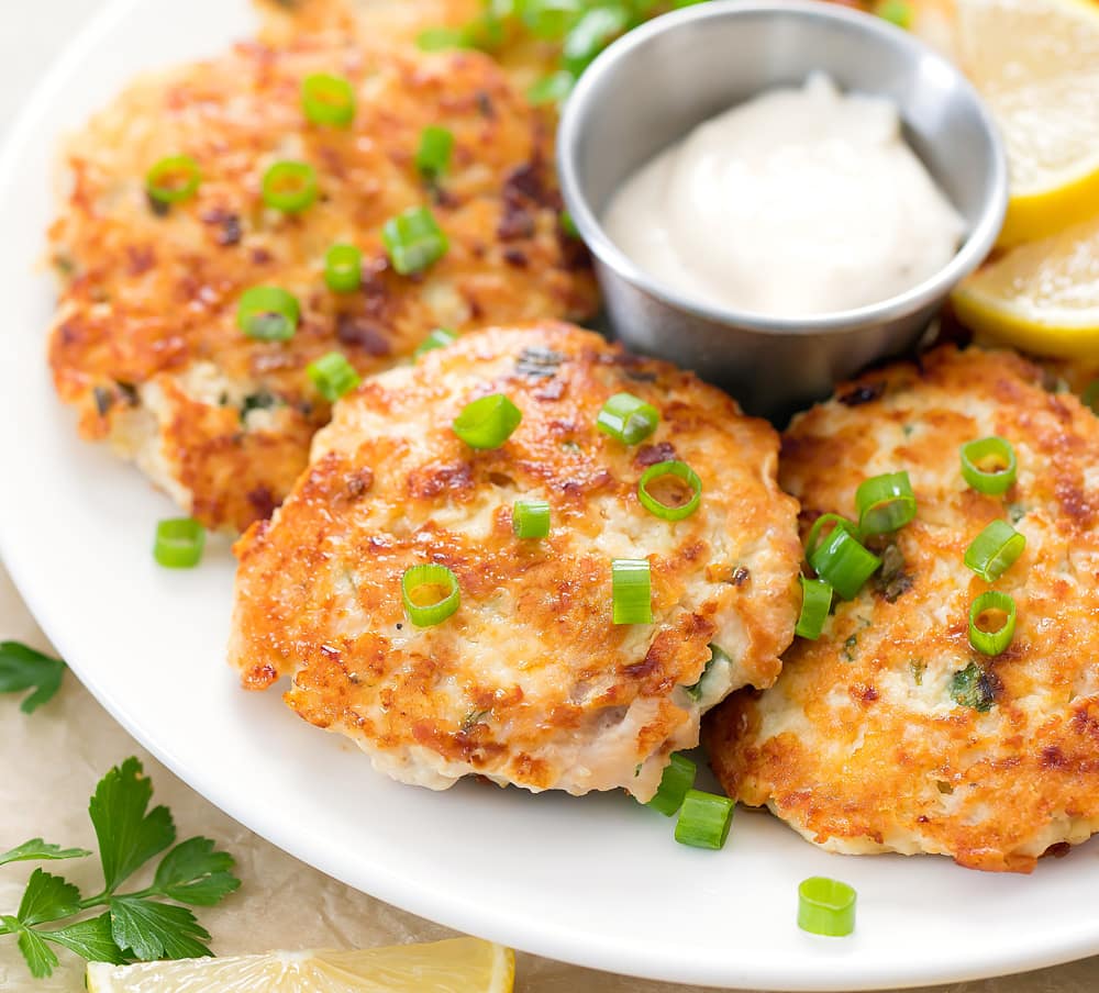 CHICKEN CUTLETS WITH CHEESE