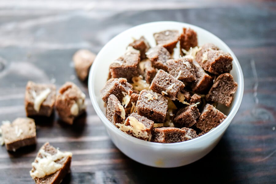 Croutons with garlic and Parmesan