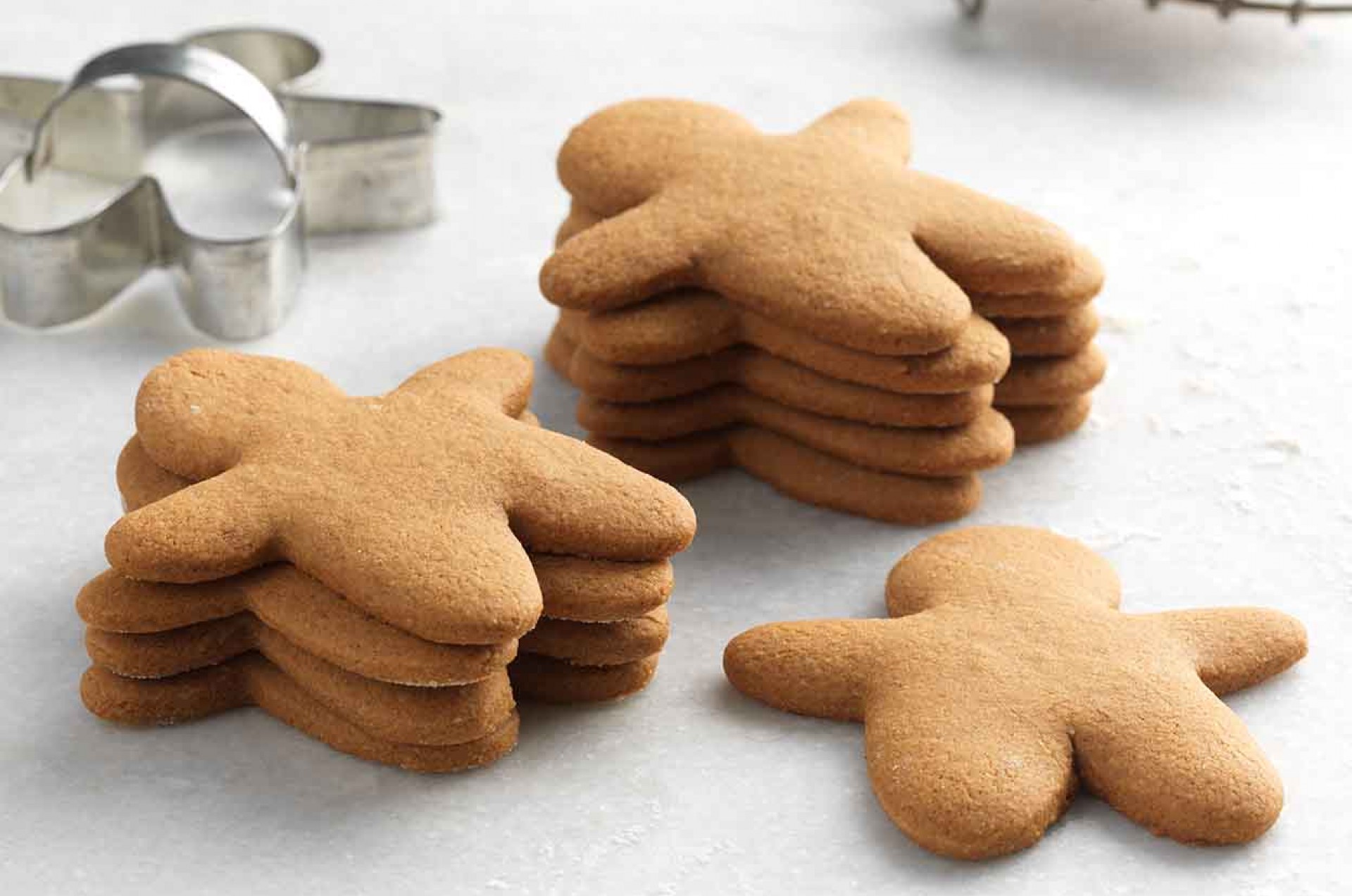 GINGERBREAD COOKIES