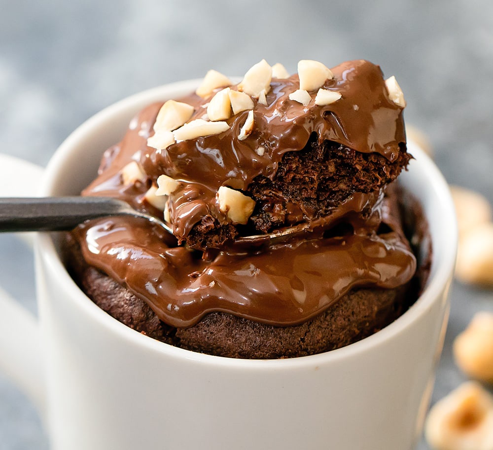 NUTELLA CUPCAKE IN A MUG