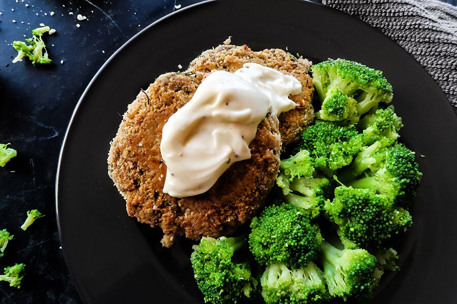 SALMON CUTLETS WITH FRESH GREENS