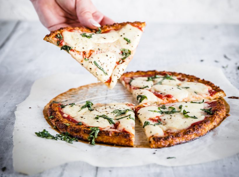 SIMPLE KETO PIZZA