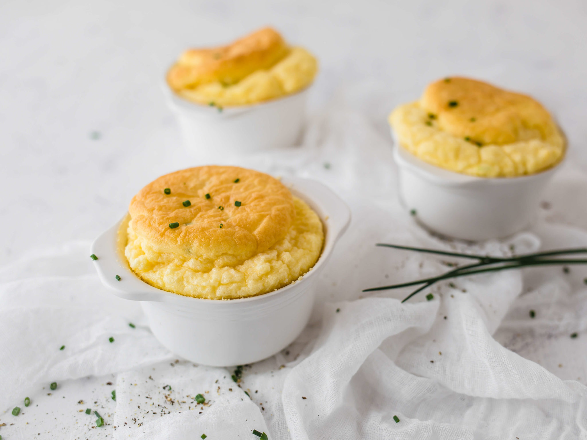 SOUFFLE WITH CHEESE AND ONIONS