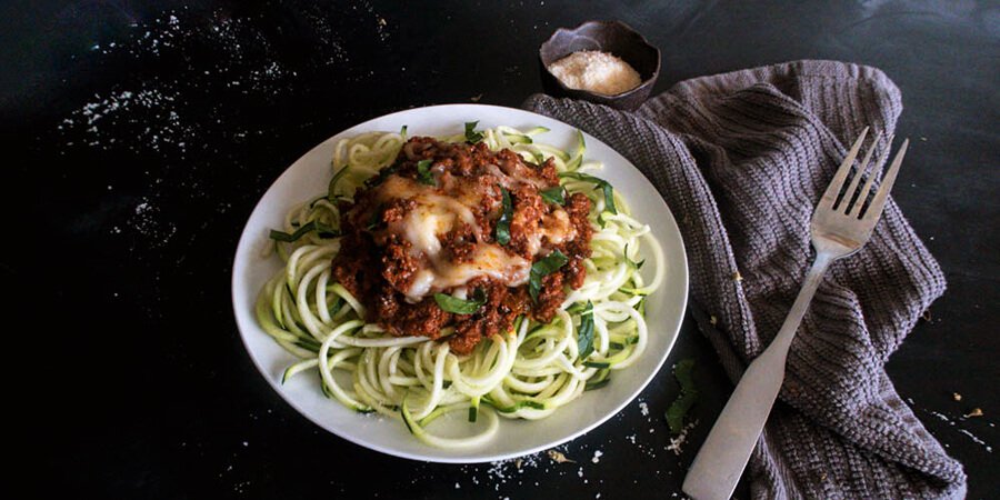 SPAGHETTI ZUCCHINI WITH BOLOGNESE SAUCE