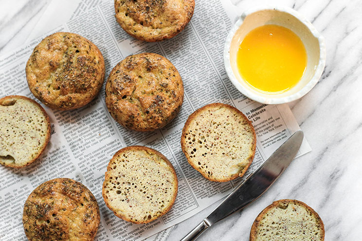 SCONES WITH OREGANO